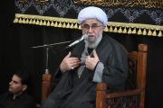 انقلاب اسلامی بر پایه گفتمان عاشورایی، عزت، استقلال، عدالت و کرامت شکل گرفته است/مسئولان باید از سوءتدبیر پرهیز و در خدمت صادقانه به مردم بکوشند