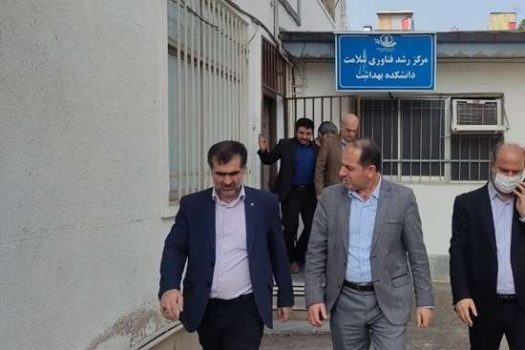حضور سرپرست دانشگاه علوم پزشکی گیلان در دانشکده بهداشت/ از بازدید بخشهای آزمایشگاهی و اداری تا گفتگوی صمیمانه با دانشجویان و اساتید حضور سرپرست دانشگاه علوم پزشکی گیلان در دانشکده بهداشت/ از بازدید بخشهای آزمایشگاهی و اداری تا گفتگوی صمیمانه با دانشجویان و اساتید