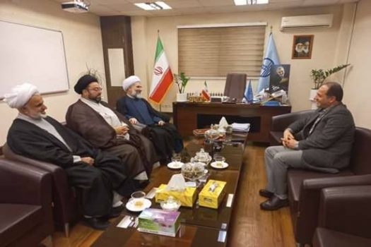 تقویت نظام آموزش پیش از ازدواج زوجین یکی از راههای افزایش جمعیت است تقویت نظام آموزش پیش از ازدواج زوجین یکی از راههای افزایش جمعیت است