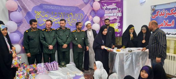 جشن میلاد با سعادت حضرت معصومه (س) و تجلیل از دختران محجبه در حرم مطهر امامزاده ابرهیم (ع) شهرستان شفت جشن میلاد با سعادت حضرت معصومه (س) و تجلیل از دختران محجبه در حرم مطهر امامزاده ابرهیم (ع) شهرستان شفت