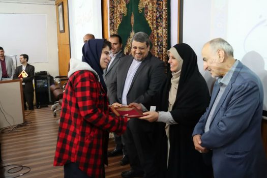 فرش گیلان نیاز به برندسازی دارد/ خانه خلاق فرش گیلان تاسیس خواهد شد فرش گیلان نیاز به برندسازی دارد/ خانه خلاق فرش گیلان تاسیس خواهد شد