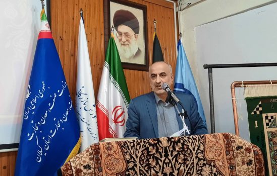 آسیب شناسی لازم باید در حوزه عدم حمایت از بافندگان و برندسازی فرش در استان صورت گیرد /با برند سازی فرش و حمایت از بافندگان استان اتفاقات مثبتی در حوزه بافندگی و صادرات رقم می خورد/فقدان هویتی و نداشتن برند از مشکلات حوزه فرش گیلان