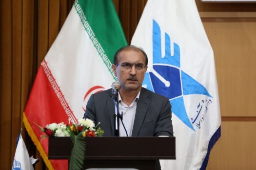 هویت سازی در نهاد خانواده و دانشگاه بیمه نظام اجتماعی /به شبکه های مجازی اجازه ندهید جایگزین خانواده‌ها باشند