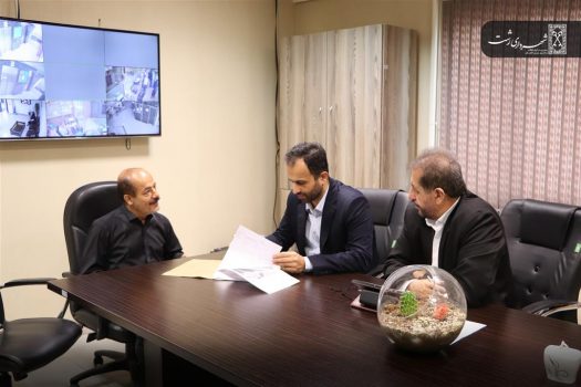 بررسی مشکلات شهروندان در ملاقات مردمی شهردار رشت