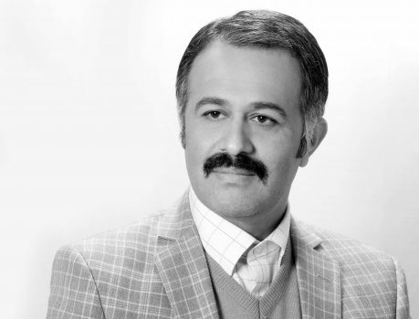 شعرخوانی شاعر گیلانی در چهارمین رویداد فرهنگی بین المللی شعرخوانی شاعر گیلانی در چهارمین رویداد فرهنگی بین المللی