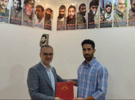 دیدار محمد حسین واثق کارگرنیا رئیس شورای اسلامي شهر رشت با سید یاسین حسینی از ورزشکاران ناشنوا دیدار محمد حسین واثق کارگرنیا رئیس شورای اسلامي شهر رشت با سید یاسین حسینی از ورزشکاران ناشنوا