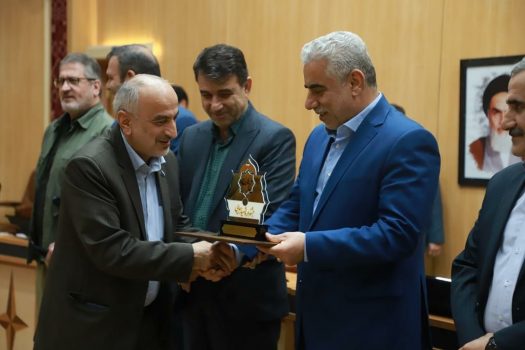 کسب عنوان دستگاه نمونه اداره کل صمت گیلان در جشنواره شهید رجایی کسب عنوان دستگاه نمونه اداره کل صمت گیلان در جشنواره شهید رجایی