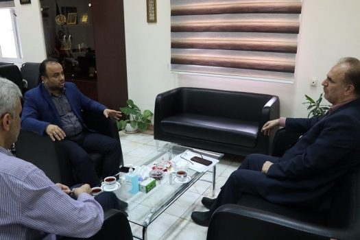 دیدار مدیر صندوق بیمه روستایی و عشایر استان با دکتر حسین ابراهیمی مدیر درمان تامین اجتماعی استان گیلان دیدار مدیر صندوق بیمه روستایی و عشایر استان با دکتر حسین ابراهیمی مدیر درمان تامین اجتماعی استان گیلان