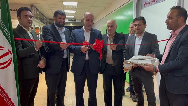 نمایشگاه تخصصی خودرو و قطعات یدکی با حضور 50 شرکت تولیدی و بازرگانی در رشت آغاز به کار کرد نمایشگاه تخصصی خودرو و قطعات یدکی با حضور ۵۰ شرکت تولیدی و بازرگانی در رشت آغاز به کار کرد