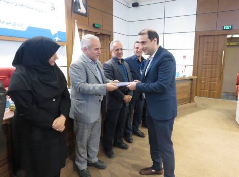 معاونت غذاو دارو دانشگاه موفق به کسب رتبه برتر کشوری ارزیابی عملکرد حوزه آرایشی و بهداشتی شد معاونت غذاو دارو دانشگاه موفق به کسب رتبه برتر کشوری ارزیابی عملکرد حوزه آرایشی و بهداشتی شد