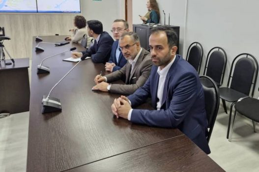 بازدید رئیس شورای اسلامی شهر و شهردار رشت از مرکز واحد کنترل عملیات آستراخان روسیه بازدید رئیس شورای اسلامی شهر و شهردار رشت از مرکز واحد کنترل عملیات آستراخان روسیه