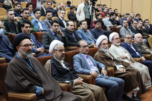 تجلیل از 211 دانشجویان نمونه دانشگاه آزاد اسلامی گیلان در رشت تجلیل از ۲۱۱ دانشجویان نمونه دانشگاه آزاد اسلامی گیلان در رشت