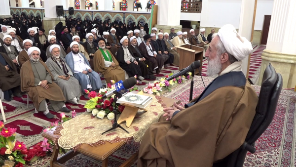 آیت الله صدیقی: امروز قدرت انقلاب اسلامی مرزها را در نوردیده و آزادیخواهان جهان را آگاه ساخته است آیت الله صدیقی: امروز قدرت انقلاب اسلامی مرزها را در نوردیده و آزادیخواهان جهان را آگاه ساخته است