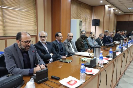 استادان،  خواص و نخبگان جامعه باید اثر و نقش خودشان را در صحنه های مختلف نظام و انقلاب اسلامی ایران ایفا کنند