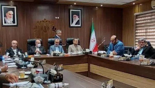 نگاهی به حمایتهای عجیب اعضای شورای شهر از نمایندگان فعلی رشت در مجلس/ شورانشینان از وضع موجود رضایت دارند! نگاهی به حمایتهای عجیب اعضای شورای شهر از نمایندگان فعلی رشت در مجلس/ شورانشینان از وضع موجود رضایت دارند!
