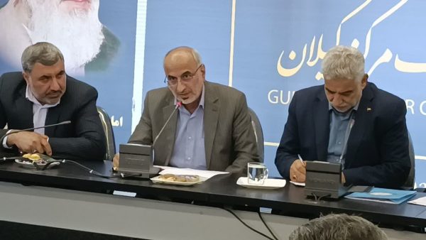 فعالیت ۳۰۰ هزار نفر در بخش اصناف گیلان فعالیت ۳۰۰ هزار نفر در بخش اصناف گیلان