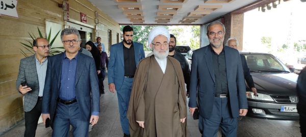 بازدید نماینده ولی فقیه در گیلان و دکتر آشوبی از بیمارستان قائم (عج) رشت بازدید نماینده ولی فقیه در گیلان و دکتر آشوبی از بیمارستان قائم (عج) رشت