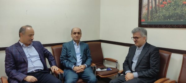 نشست مشترک رئیس دانشگاه علوم پزشکی گیلان با استاندار نشست مشترک رئیس دانشگاه علوم پزشکی گیلان با استاندار