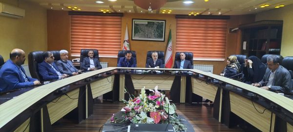 شهردار رشت؛برقراری پرواز مستقیم بین دو شهر رشت و آستراخان روسیه/سرکنسول سابق ایران در آستراخان روسیه؛استان گیلان می تواند موتور مناسبات ایران و روسیه باشد/رئیس شورای اسلامی شهر رشت؛گسترش تعاملات رشت با آستراخان روسیه با هدف توسعه مباحث گردشگری و تعاملات اقتصادی