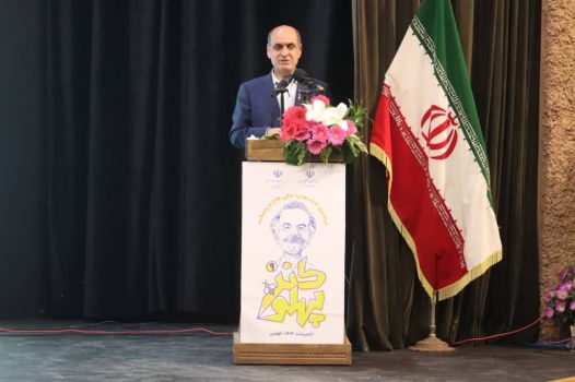 ادبیات، طنز و نقد؛ سه گانه ای برای تعالی فرهنگی