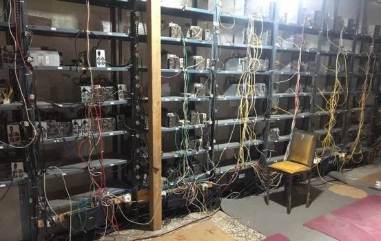 كشف و شناسایی ۴۲ دستگاه استخراج رمزارز غیرمجاز از ابتدای سال تاكنون/ با معرفی مراكز غیرمجاز استخراج رمزارز ۵۰ میلیون تومان جایزه دریافت كنید