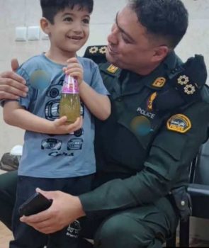 کودک گمشده به آغوش مادر بازگشت کودک گمشده به آغوش مادر بازگشت