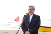 میرغضنفری: ۱۲۰ ناجی در ۶۰ نقطه خطرآفرین سواحل رشت مستقر شده‌اند
