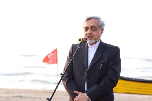 میرغضنفری: ۱۲۰ ناجی در ۶۰ نقطه خطرآفرین سواحل رشت مستقر شده‌اند
