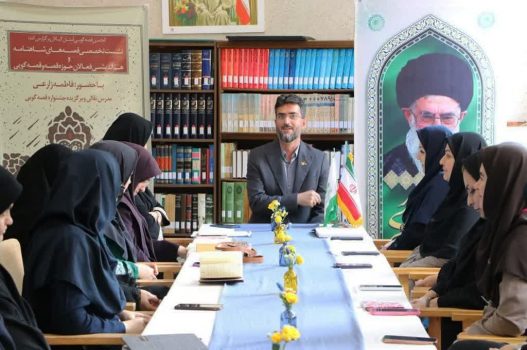 گردهمآیی قصهگویان در نشست تخصصی انتخاب و پرداخت قصههای شاهنامه/ ارایه راهکار برای بازخوانی گنجینههای ادبی گردهمآیی قصهگویان در نشست تخصصی انتخاب و پرداخت قصههای شاهنامه/ ارایه راهکار برای بازخوانی گنجینههای ادبی