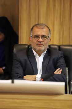 عدم تعیین‌تکلیف برخی از پرونده ها در کمیسیون ماده پنج موجب آسیب به شهر می شود