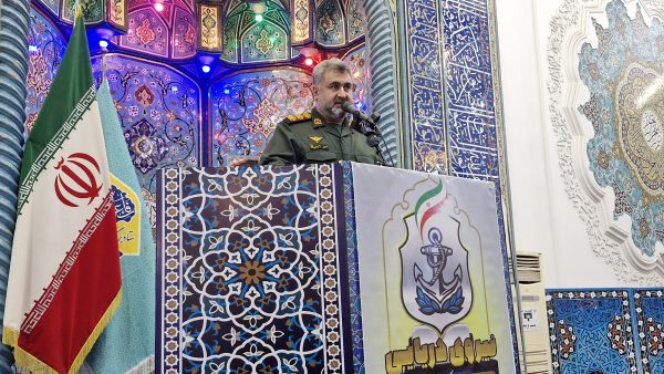 تفکر بسیجی نسخه برون رفت از مشکلات است