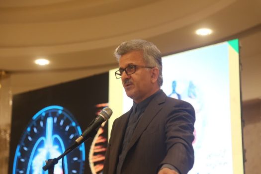 مجاهدت در سنگر خدمت و پایداری