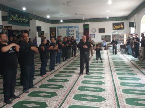 مسجد فاطمیه مبارک‌آباد میزبان شایسته عزاداران حسینی در عاشورای حسینی(ع)/عاشقان حسین (ع) میهمان سفره مهربانی