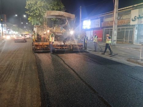 عملیات روکش آسفالت خیابان شهدای رشت آغاز شد / گامی دیگر در بهسازی معابر شهری