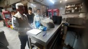 ۲۵ کیلوگرم گوشت چرخ‌کرده غیرقابل مصرف در رودبار معدوم شد