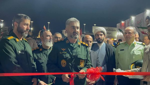 نمایشگاه «اسوه بسیج» در میدان شهدای ذهاب رشت افتتاح شد