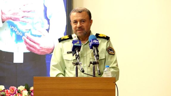 پلیس خدمتگزار تحقق امنیت را با تکیه بر مشارکت مردم دنبال می‌کند